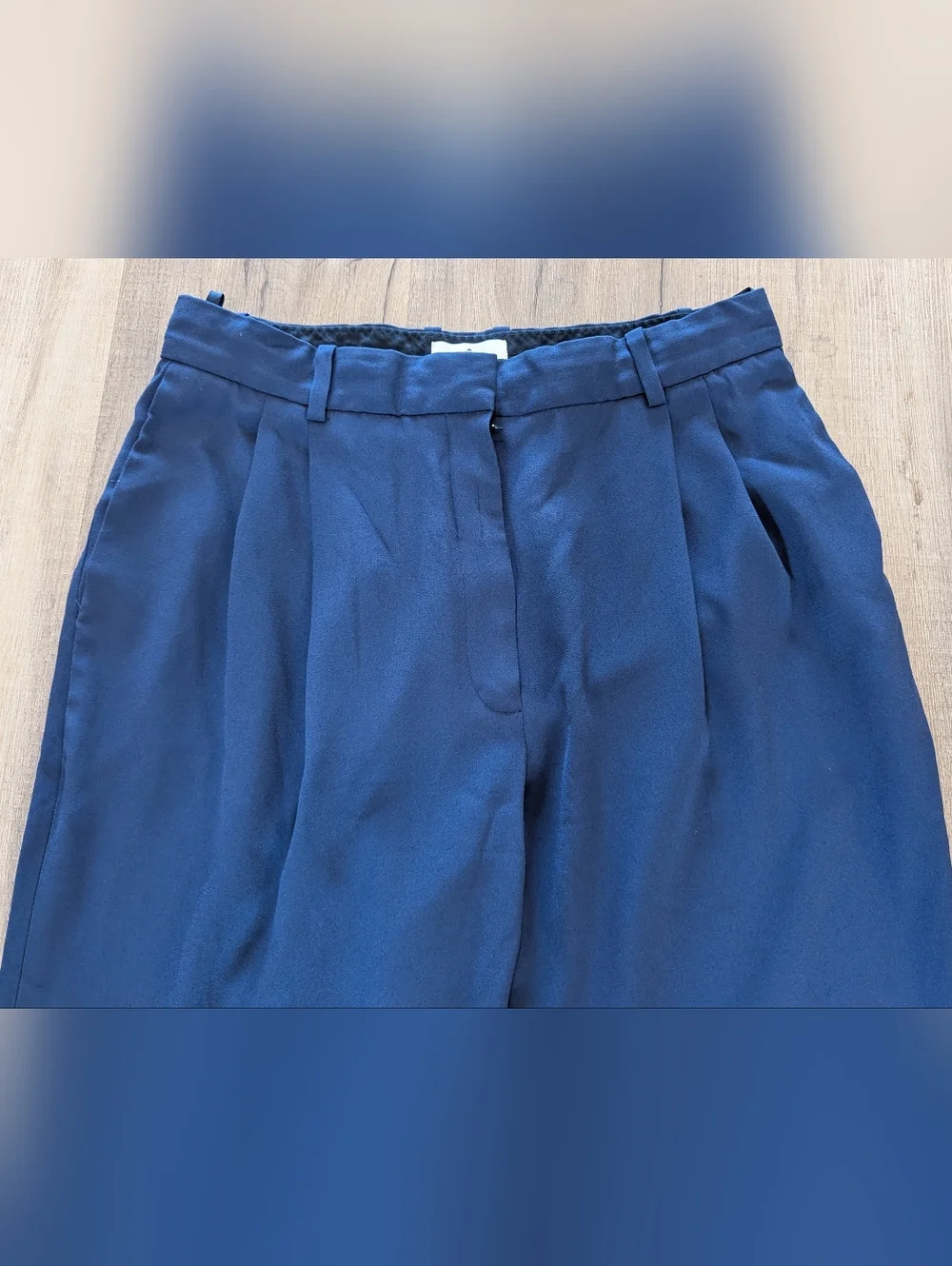 Babaton Navy Pleated High-Rise Straight Trousers - Picture 3 of 9